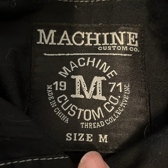 Machine custom Co. Mens black button down. Size M. - Picture 7 of 9